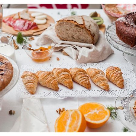 Fontana Vecchia Bed & Breakfast Atina Dış mekan fotoğraf