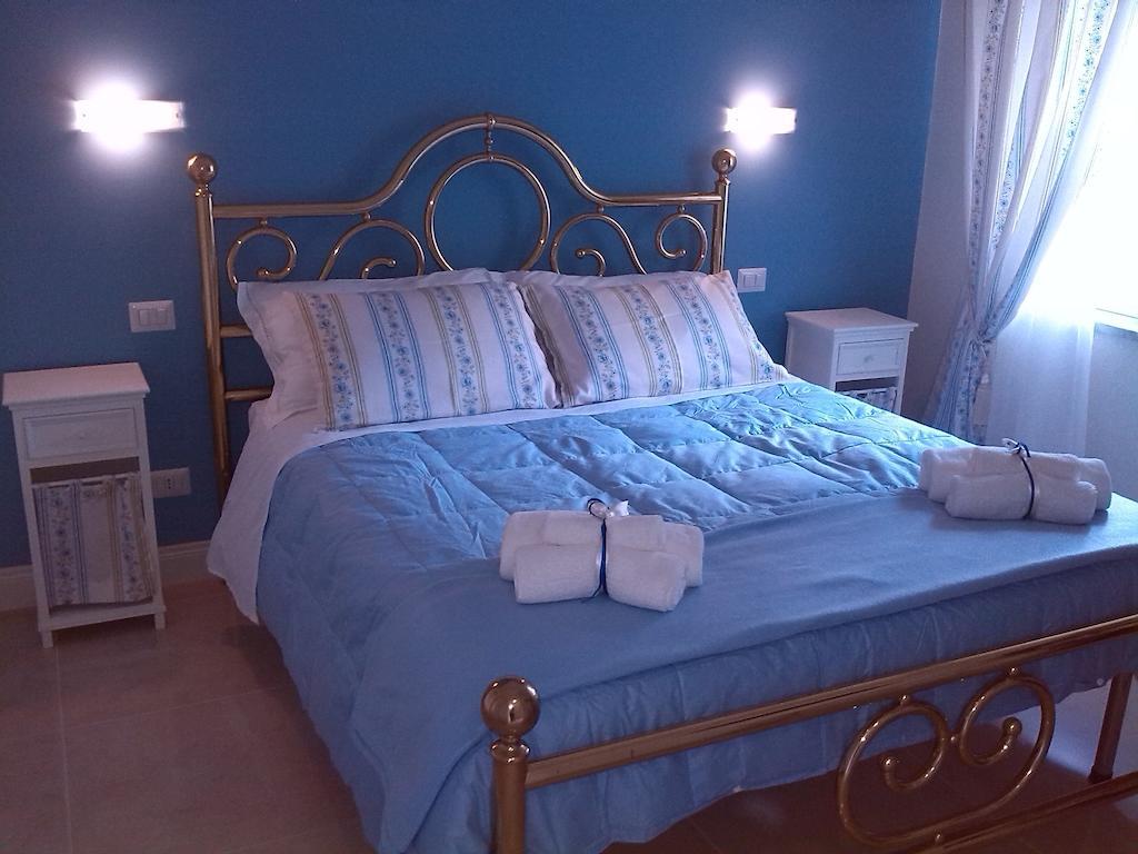 Fontana Vecchia Bed & Breakfast Atina Oda fotoğraf