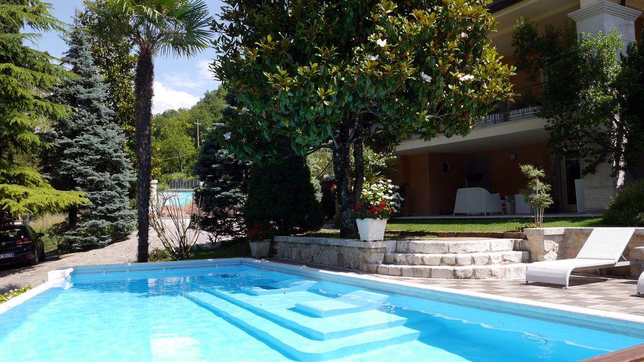Fontana Vecchia Bed & Breakfast Atina Dış mekan fotoğraf