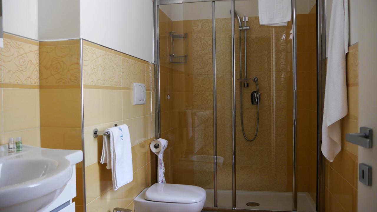 Fontana Vecchia Bed & Breakfast Atina Dış mekan fotoğraf
